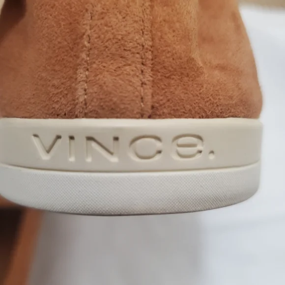 Vince Suede Shoes sz 9 New Worn Once!! - Picture 7 of 9